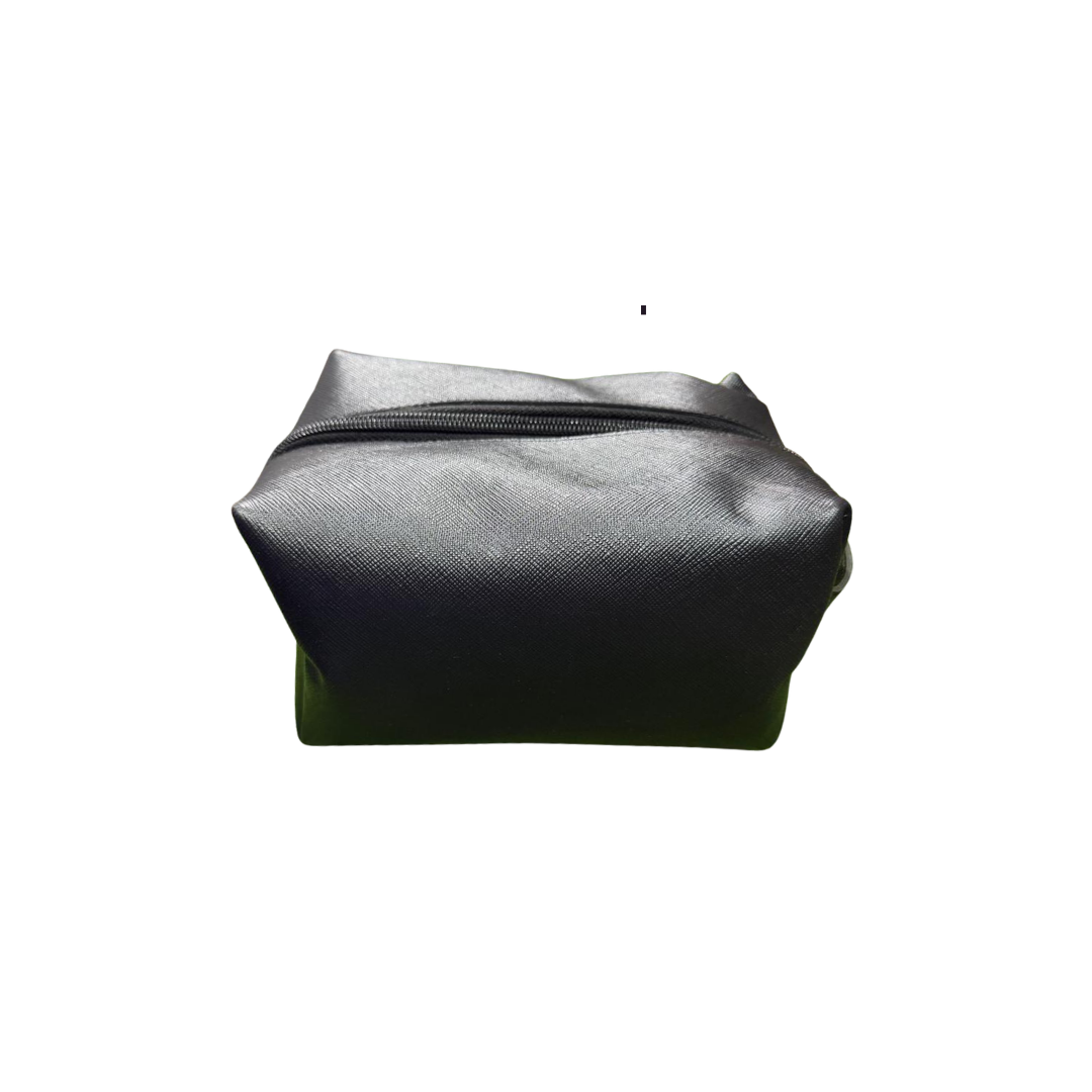 The LB-0941 Toiletry Bag