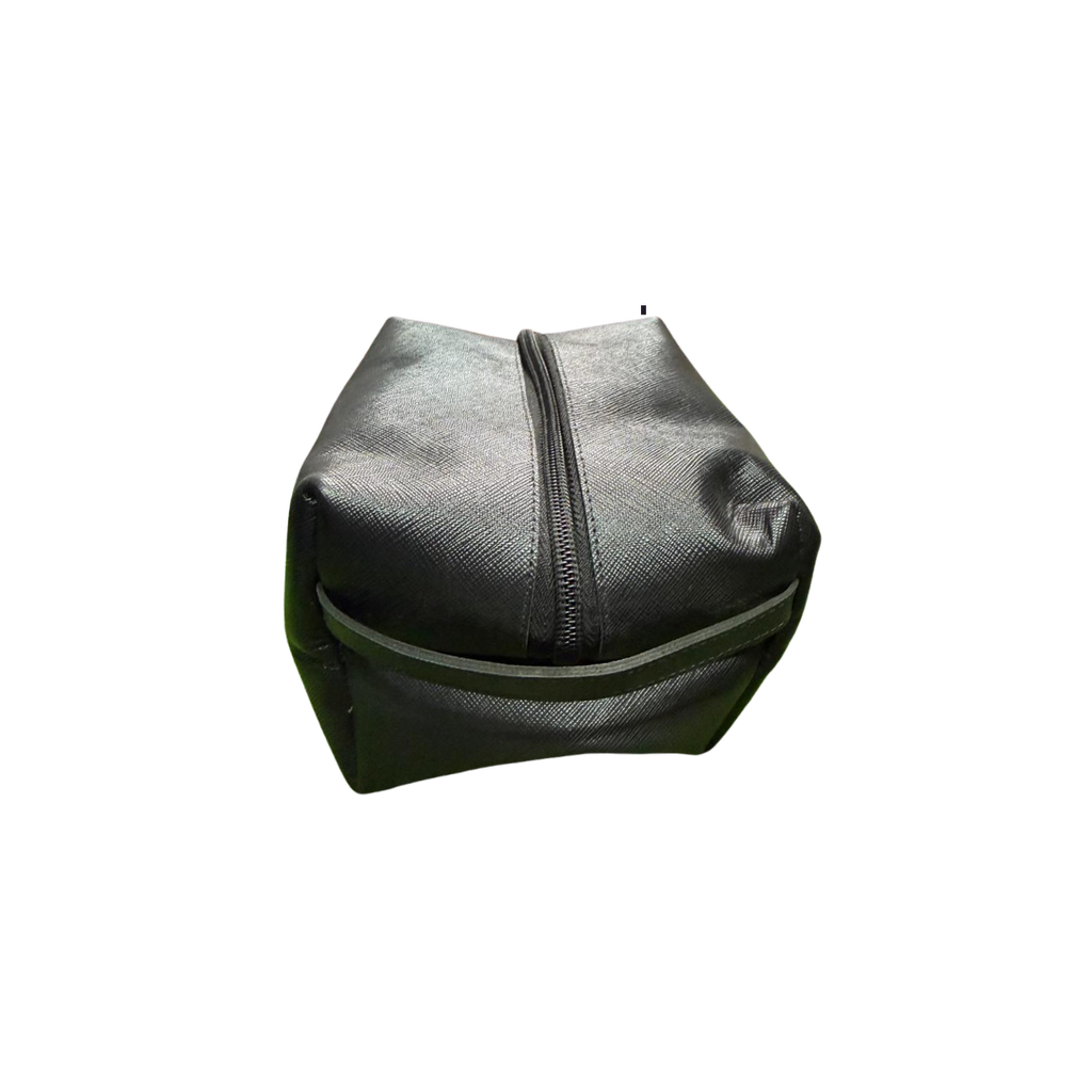 The LB-0941 Toiletry Bag