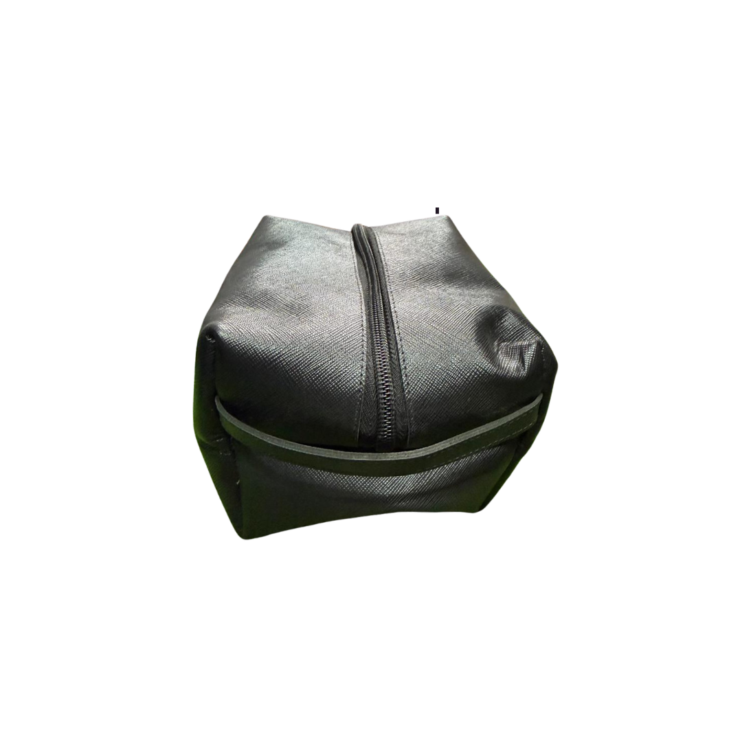 The LB-0941 Toiletry Bag