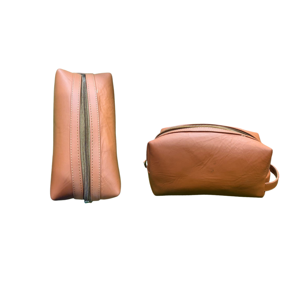 The LB-0942 Toiletry Bag