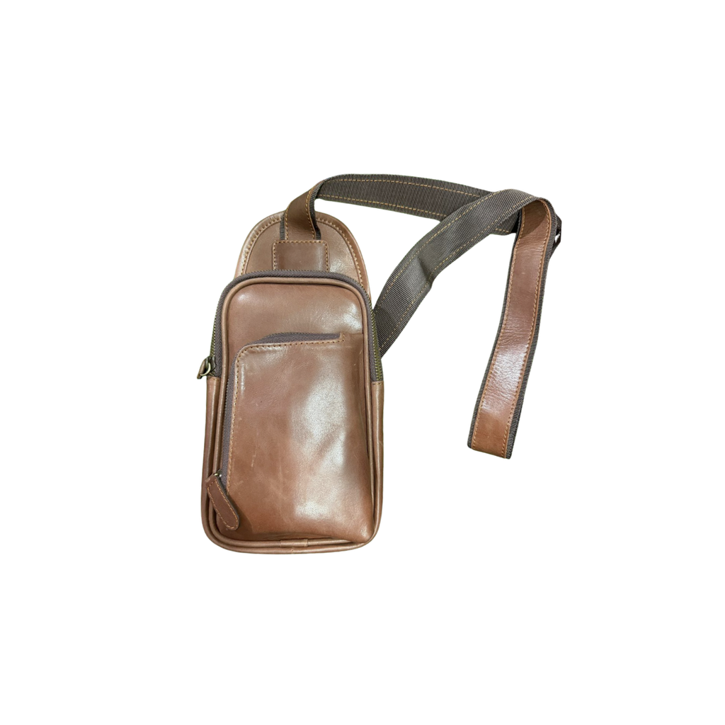 The LB-0901 Waist Bag — Brown