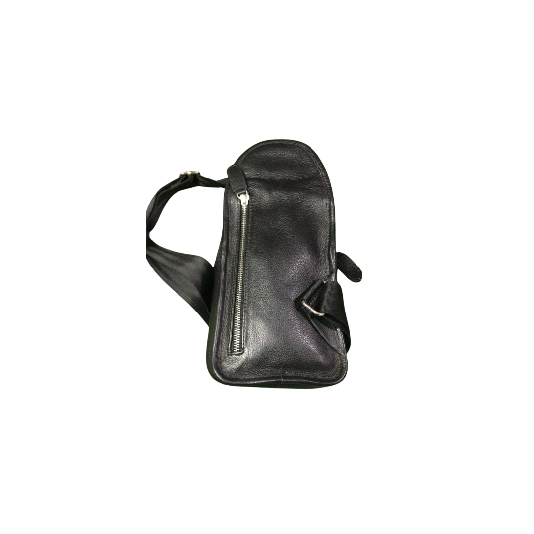 The LB-0901 Waist Bag — Black